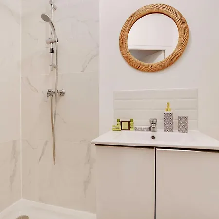 דירה Cosy Studio Close To The Pantheon פריז